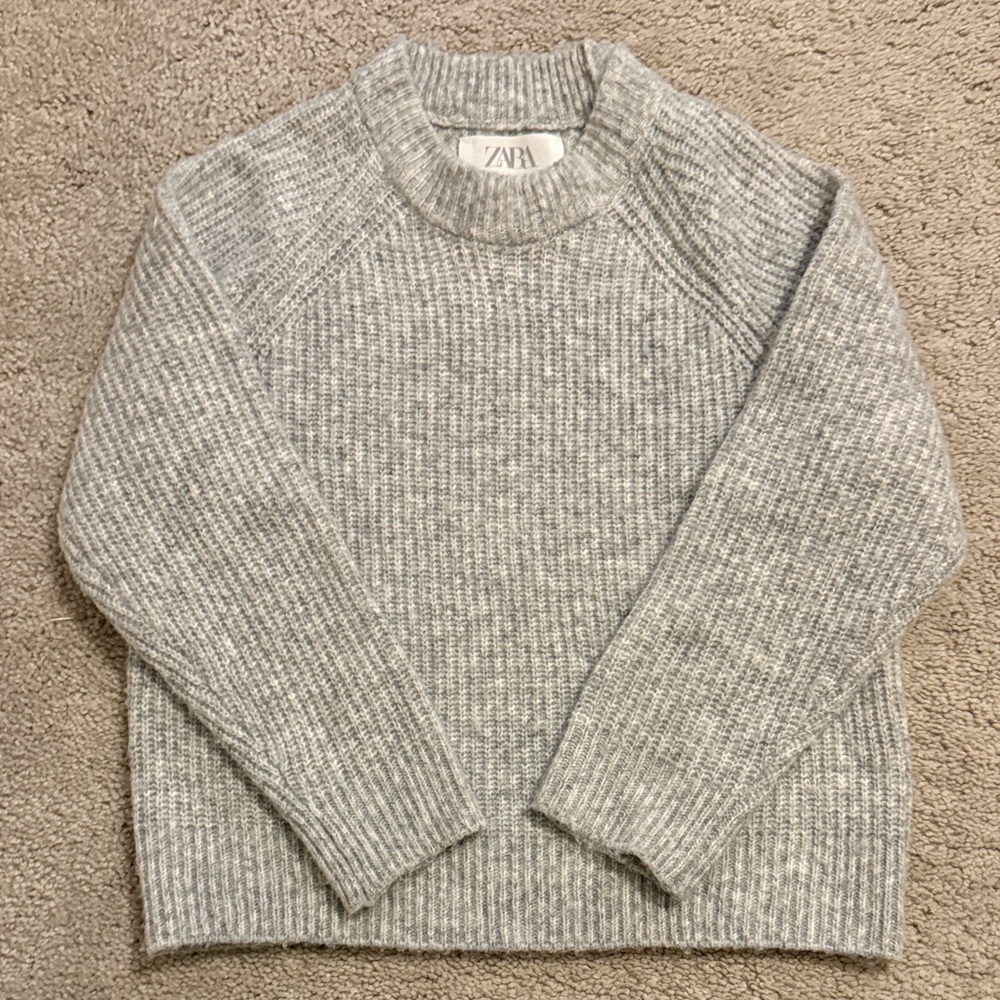 zara girls gray knit sweater